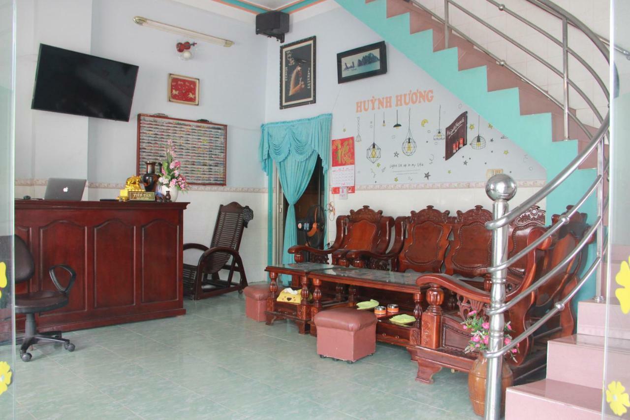 Huynh Huong Guesthouse Хатьен Экстерьер фото